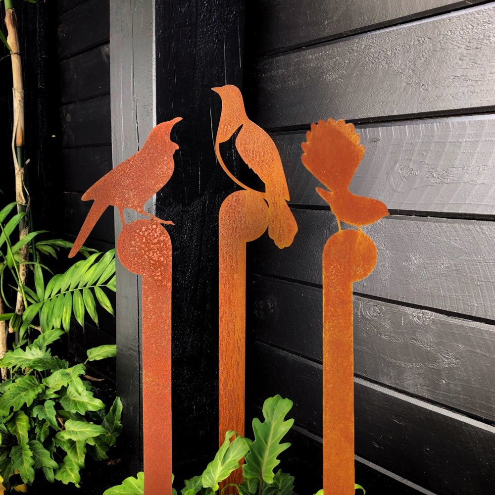 New Large corten steel bird sculptures for your garden, fantail, kereru and tui.  Lisa's NZ native birds will add that finished touch to your garden. 